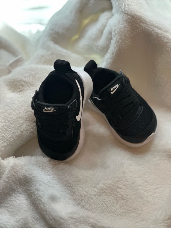 Nike Other - Nike Black & White Toddler Sneakers